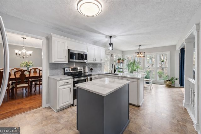 124 Price Hills Court, Sugar Hill, GA 30518