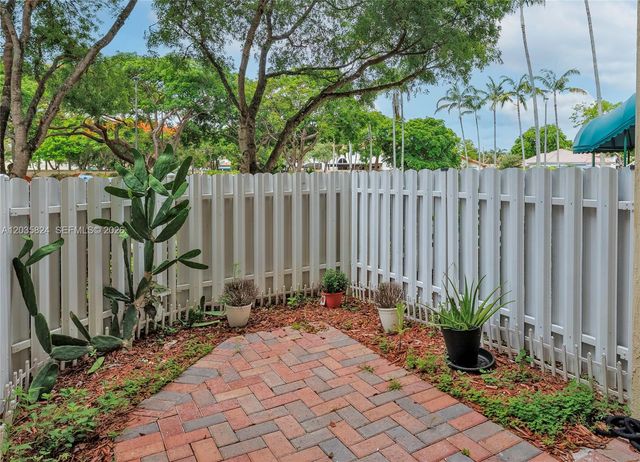 10710 NW 66th Street 104, Doral, FL 33178