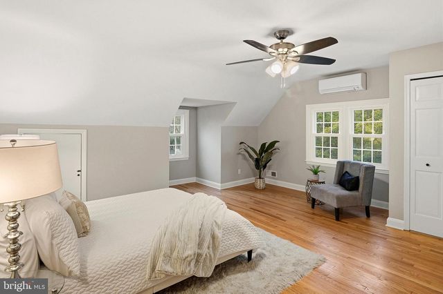 7 OVERHILL RD, Baltimore, MD 21228