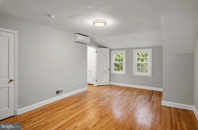 7 OVERHILL RD, Baltimore, MD 21228