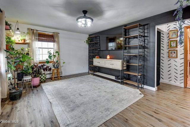 1 Julia Street, Amsterdam, NY 12010