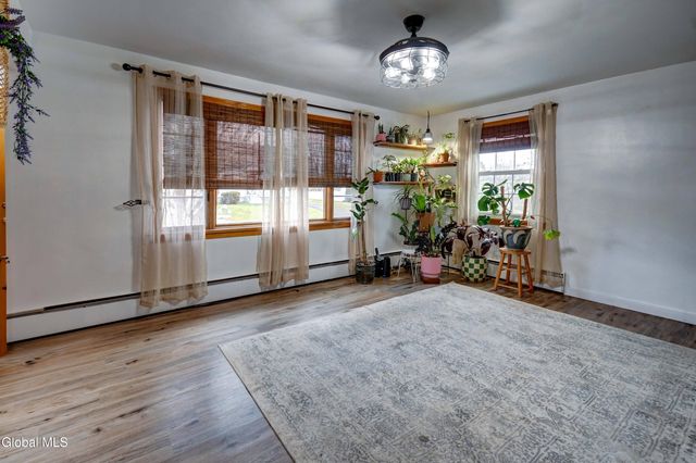 1 Julia Street, Amsterdam, NY 12010