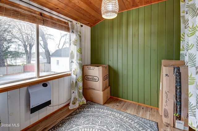 1 Julia Street, Amsterdam, NY 12010