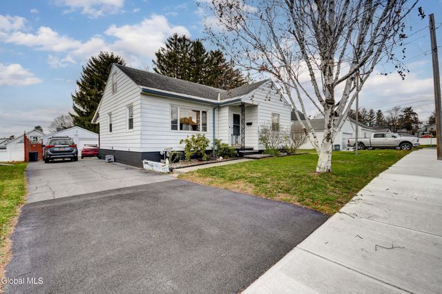 1 Julia Street, Amsterdam, NY 12010