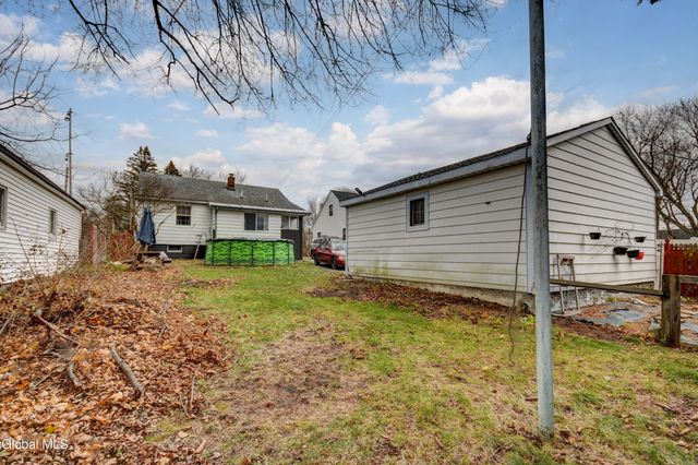 1 Julia Street, Amsterdam, NY 12010