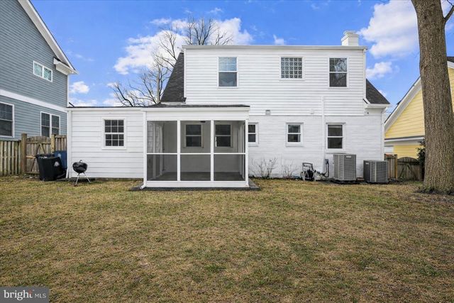 4303 COLCHESTER DR, Kensington, MD 20895