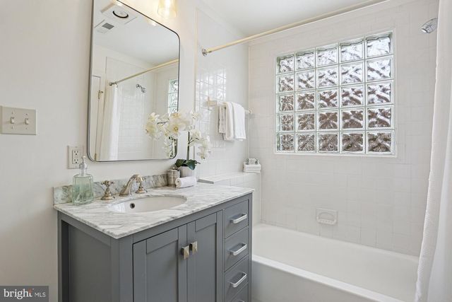 4303 COLCHESTER DR, Kensington, MD 20895