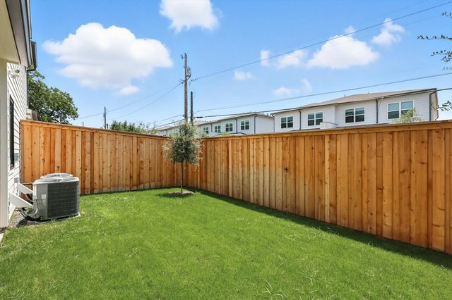 4604 Hopkins, Dallas, TX 75209