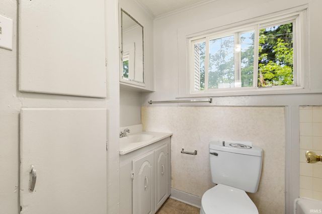 4029 Barr Street, Fort Wayne, IN 46806