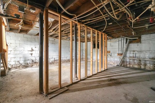 4029 Barr Street, Fort Wayne, IN 46806