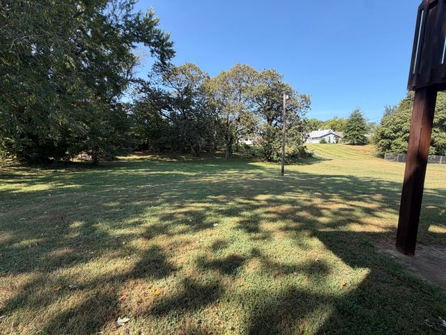 71 Sycamore Street, Somerset, KY 42501