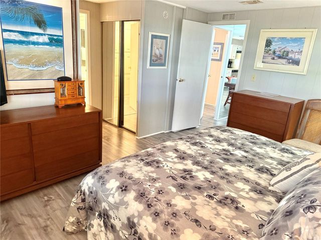 8010 HIGHPOINT BOULEVARD, Brooksville, FL 34613