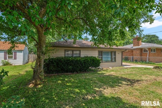 1601 W Enos Avenue, Springfield, IL 62702