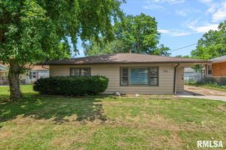 1601 W Enos Avenue, Springfield, IL 62702