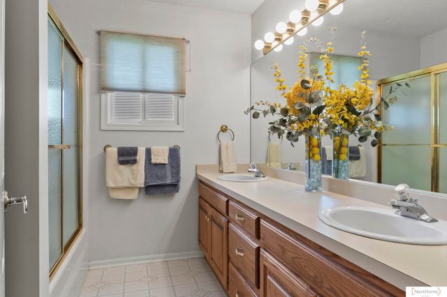 7001 S 45Th Street, Lincoln, NE 68516