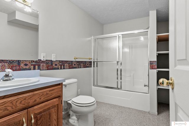7001 S 45Th Street, Lincoln, NE 68516