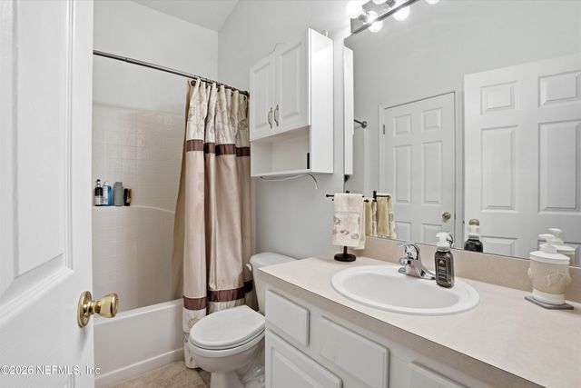 3210 CLIMBING IVY Trail, Jacksonville, FL 32216