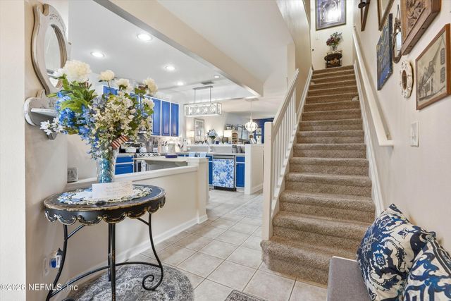 3210 CLIMBING IVY Trail, Jacksonville, FL 32216