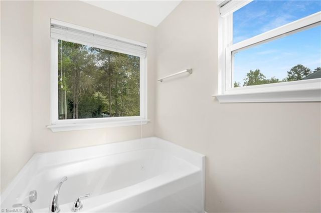 4892 Montevista Drive, Greensboro, NC 27407