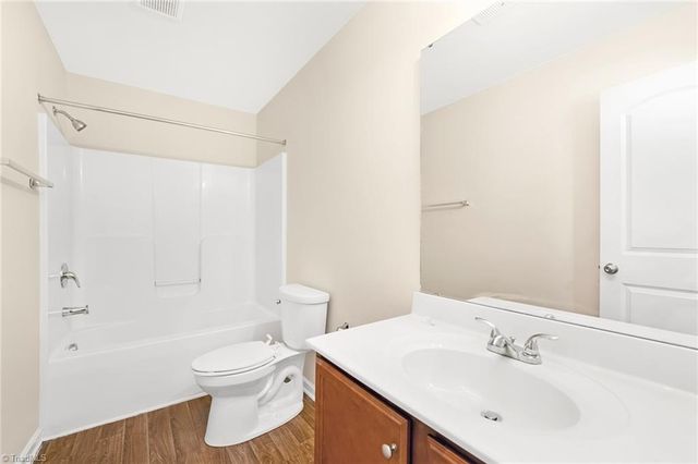 4892 Montevista Drive, Greensboro, NC 27407