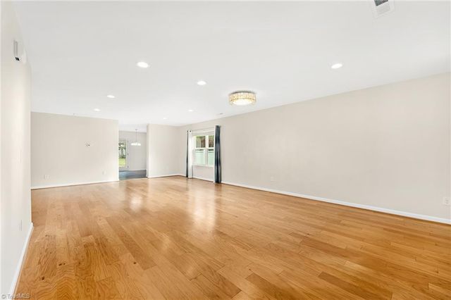 4892 Montevista Drive, Greensboro, NC 27407