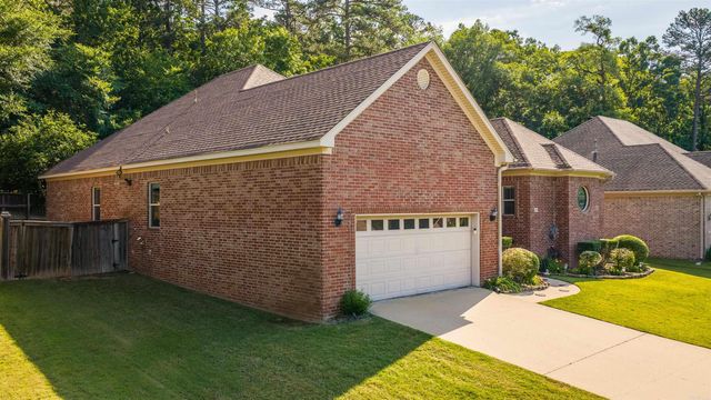 2908 Mossy Creek Drive, Little Rock, AR 72211