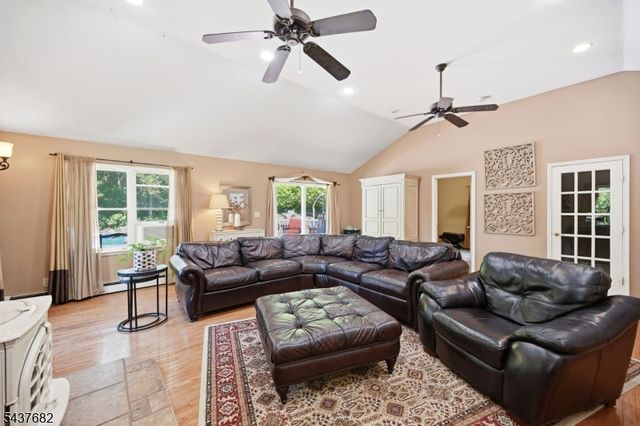 278 Decker Pond Rd, Green Twp., NJ 07821