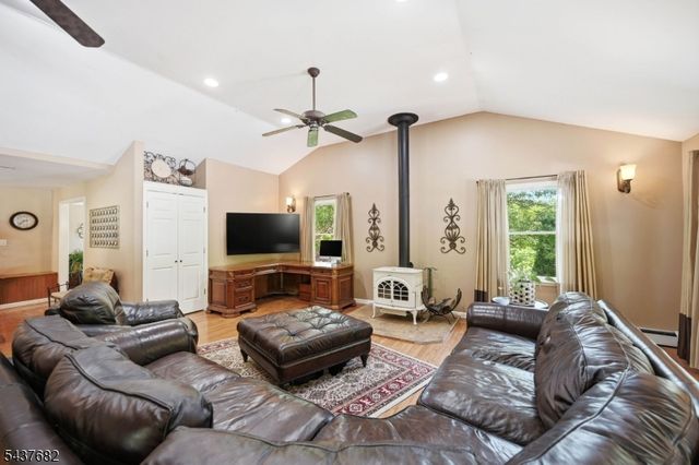 278 Decker Pond Rd, Green Twp., NJ 07821
