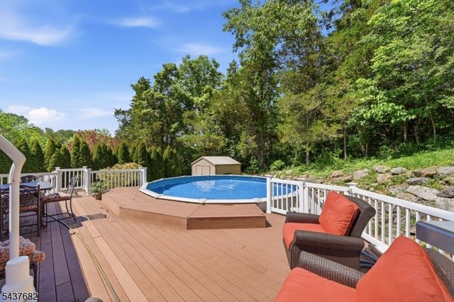 278 Decker Pond Rd, Green Twp., NJ 07821