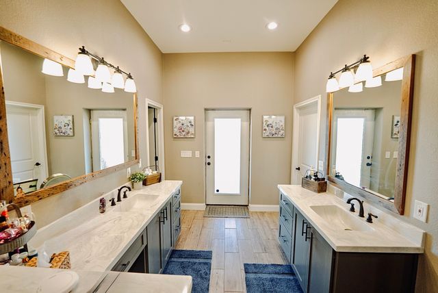 290 Barton Road, Maypearl, TX 76064