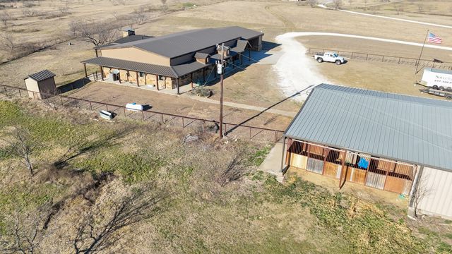 290 Barton Road, Maypearl, TX 76064