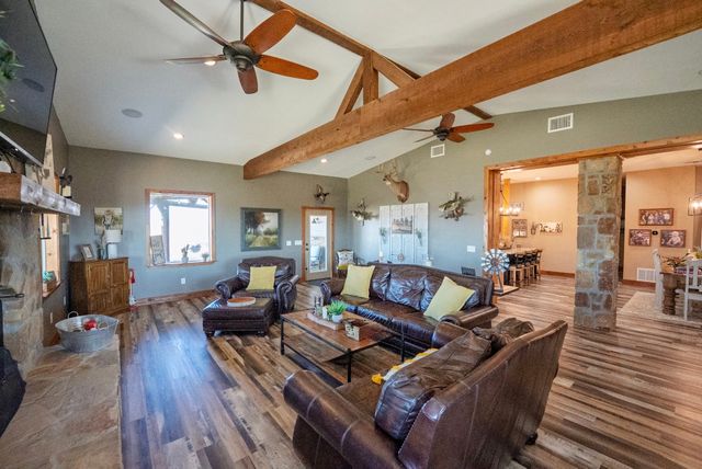 290 Barton Road, Maypearl, TX 76064