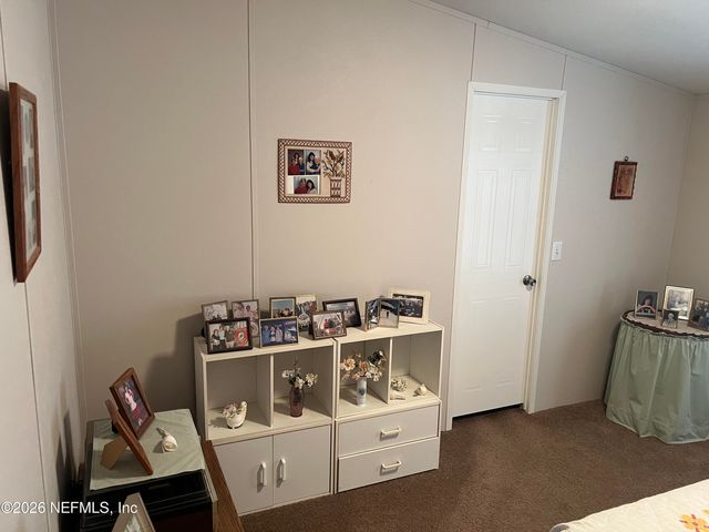 223 OAK RIDGE Drive, Welaka, FL 32193