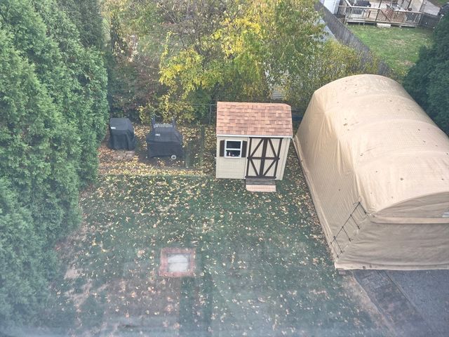 49 Farnham St, Fall River, MA 02720