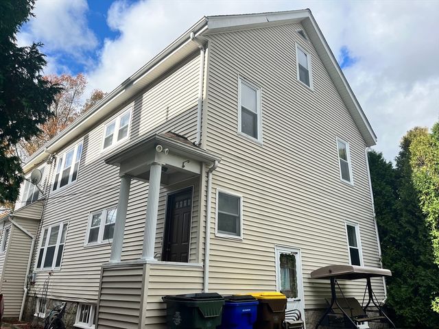 49 Farnham St, Fall River, MA 02720