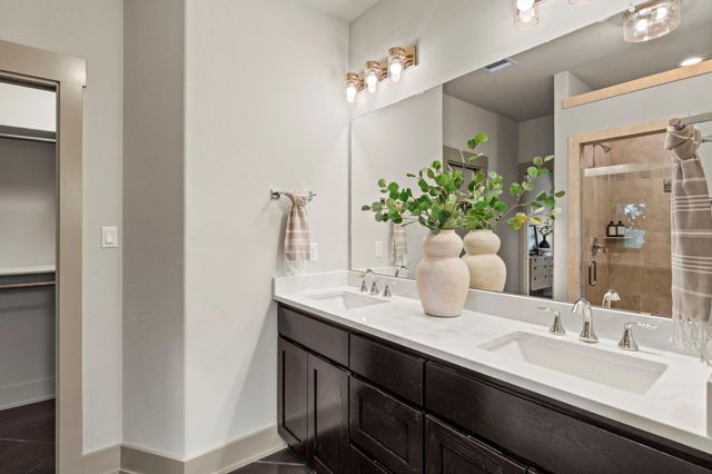 112 Twin Creek CIR, Dripping Springs, TX 78620