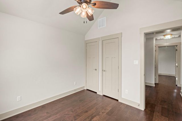 112 Twin Creek CIR, Dripping Springs, TX 78620