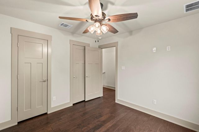 112 Twin Creek CIR, Dripping Springs, TX 78620