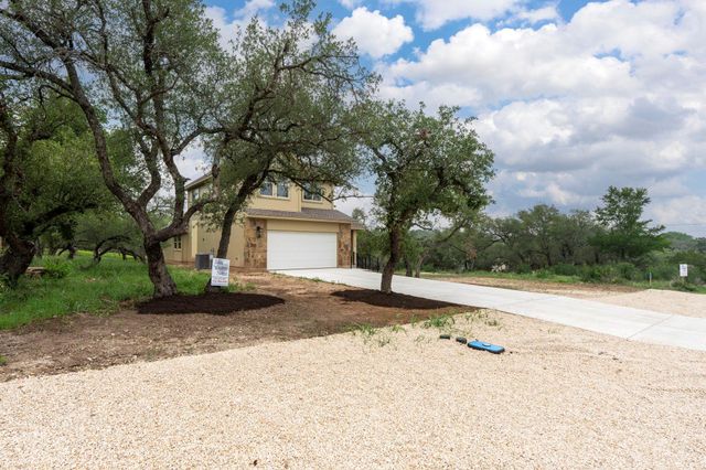 112 Twin Creek CIR, Dripping Springs, TX 78620