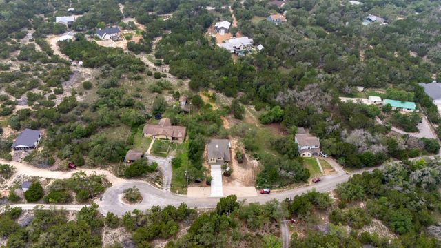 112 Twin Creek CIR, Dripping Springs, TX 78620