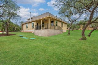112 Twin Creek CIR, Dripping Springs, TX 78620