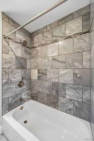 12447 Big Bend Road, Kirkwood, MO 63122