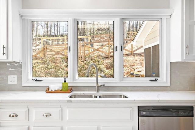 4409 Windsor Oaks Circle, Marietta, GA 30066