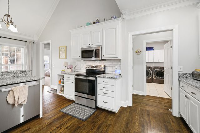 5135 Green Acres Ln, Murfreesboro, TN 37129