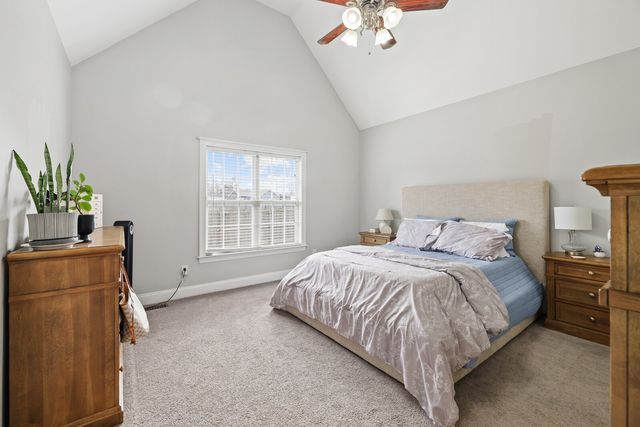 5135 Green Acres Ln, Murfreesboro, TN 37129