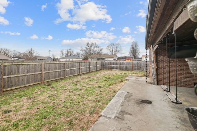 5135 Green Acres Ln, Murfreesboro, TN 37129