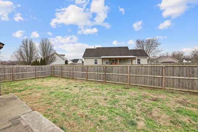 5135 Green Acres Ln, Murfreesboro, TN 37129