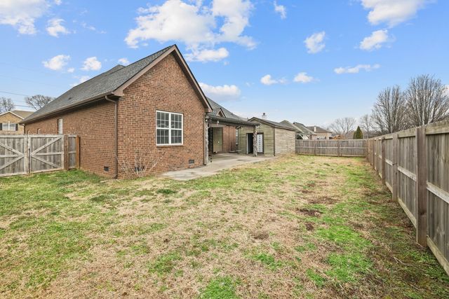 5135 Green Acres Ln, Murfreesboro, TN 37129