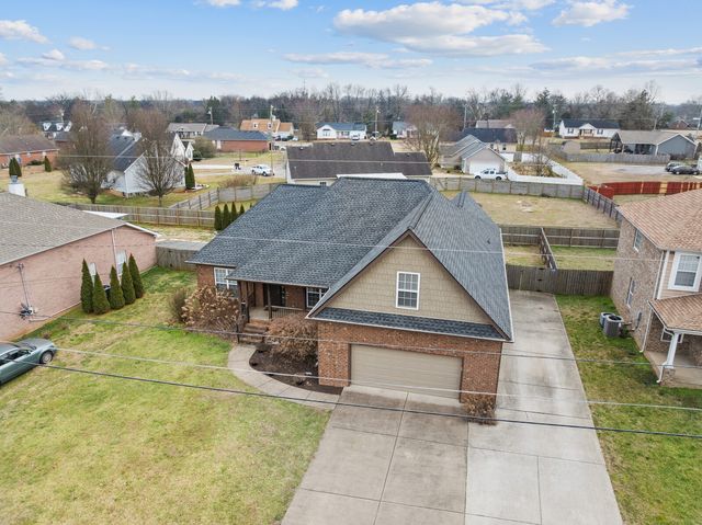 5135 Green Acres Ln, Murfreesboro, TN 37129