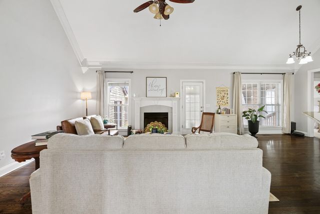 5135 Green Acres Ln, Murfreesboro, TN 37129